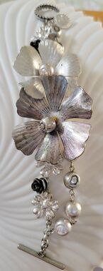 Vintage Jessica Simpson Chunky Silver Floral Charm Bracelet, Dogwood Flower